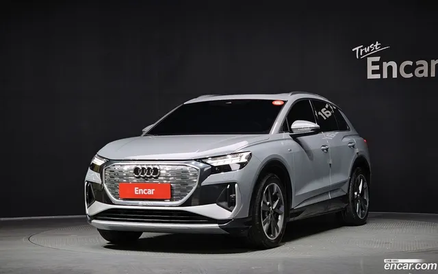 Audi Q4 e-tron (F4) 40 — миниатюра 1