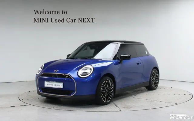 MINI 4 SE — миниатюра 1