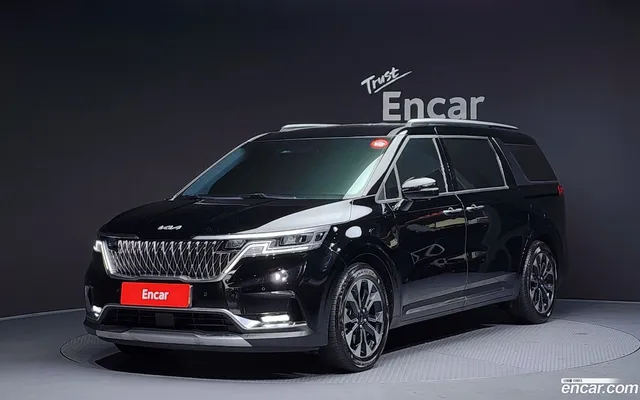 Kia Carnival 7 — миниатюра 1