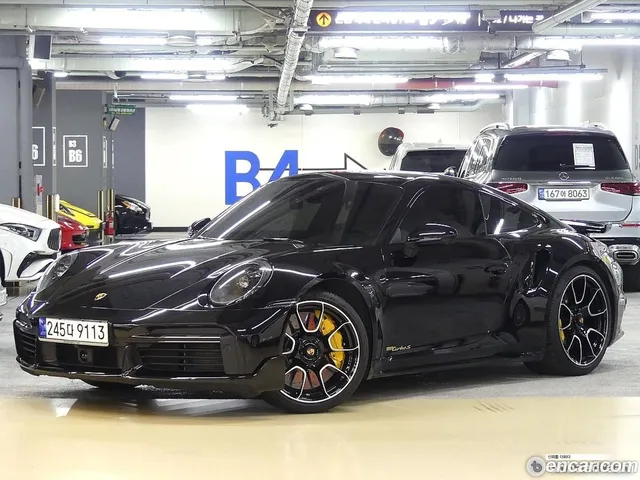 Porsche 911 (992) S — миниатюра 1