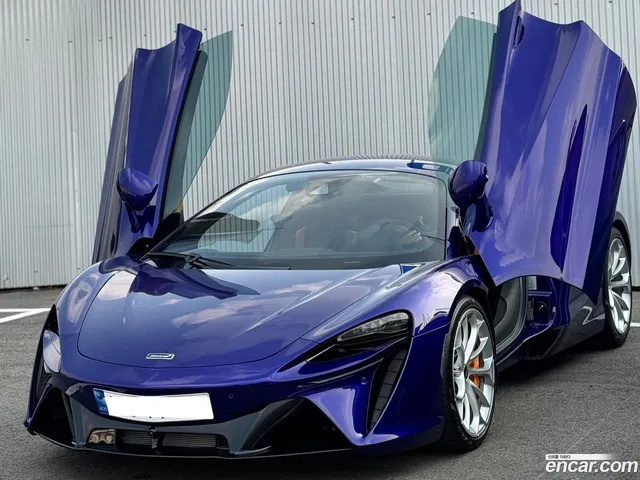 McLaren Artura 3.0 — миниатюра 1