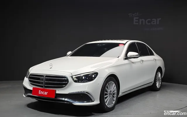 Mercedes-Benz E-Class (W213) E250 — миниатюра 1