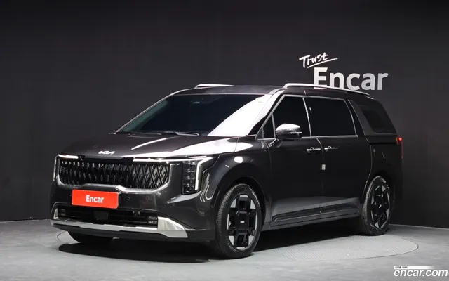 Kia Carnival 7 — миниатюра 1