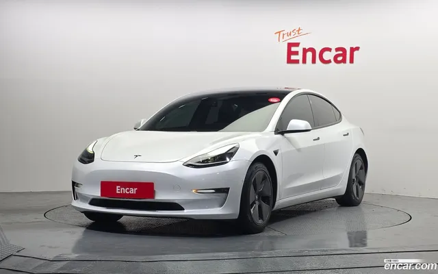 Tesla Model 3 AWD — миниатюра 1