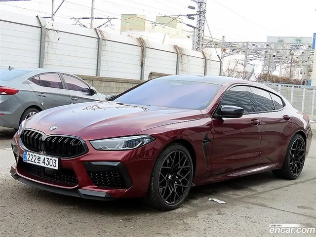 BMW M8 (G15) M8 — миниатюра 1