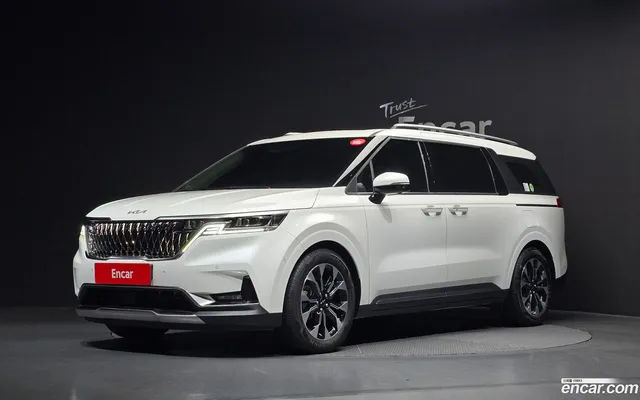 Kia Carnival 9 — миниатюра 1