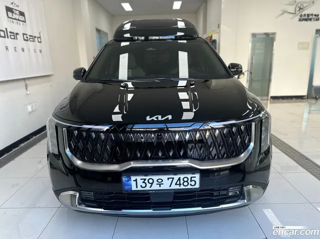 Kia Carnival HEV 9 — миниатюра 1