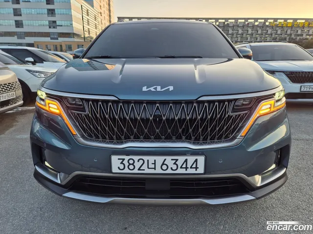 Kia Carnival 9 — миниатюра 1