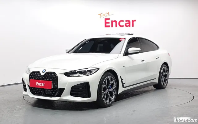 BMW 4 Series (G22) 420i M — миниатюра 1