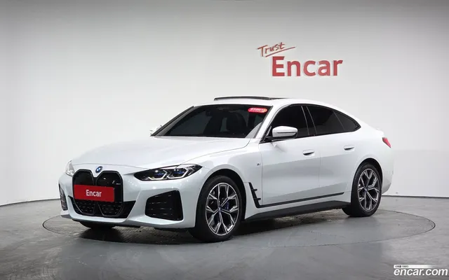 BMW i4 eDrive40 M — миниатюра 1