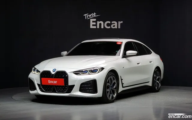 BMW i4 eDrive40 M — миниатюра 1