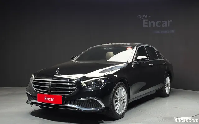 Mercedes-Benz E-Class (W213) E250 — миниатюра 1