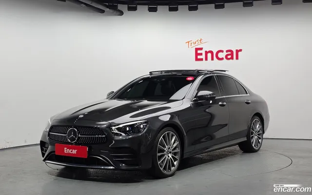 Mercedes-Benz E-Class (W213) E350 4MATIC AMG Line — миниатюра 1