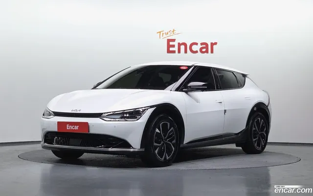 Kia EV6 — миниатюра 1