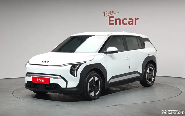Kia EV3 2WD — миниатюра 1