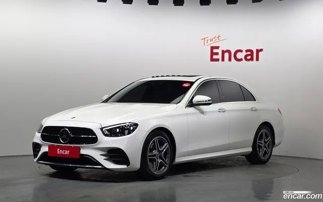 Mercedes-Benz E-Class (W213) E250 AMG Line — миниатюра 1