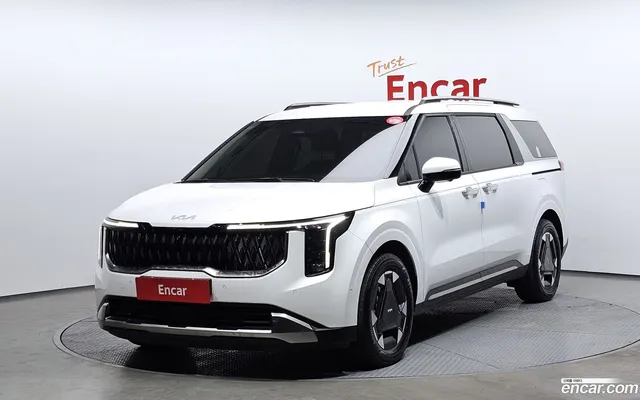 Kia Carnival HEV 9 — миниатюра 1