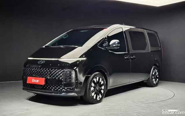 Hyundai Staria 4WD 9 — миниатюра 1