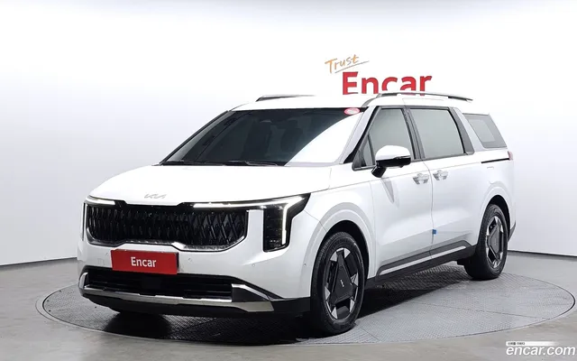 Kia Carnival HEV 9 — миниатюра 1