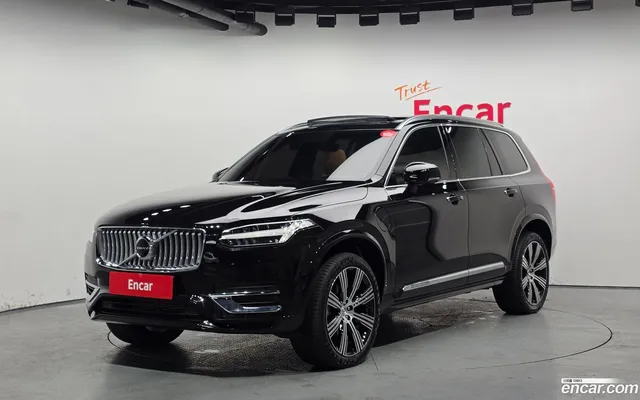 Volvo XC90 T8 — миниатюра 1