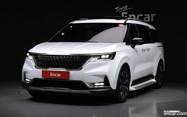 Kia Carnival 7 — миниатюра 1