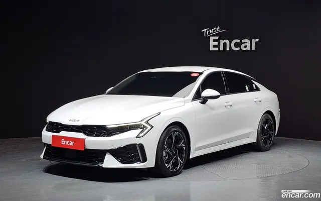 Kia K5 Hybrid — миниатюра 1