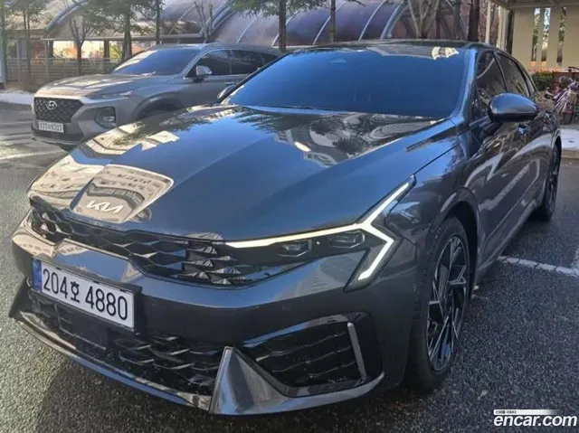 Kia K5 Hybrid — миниатюра 1