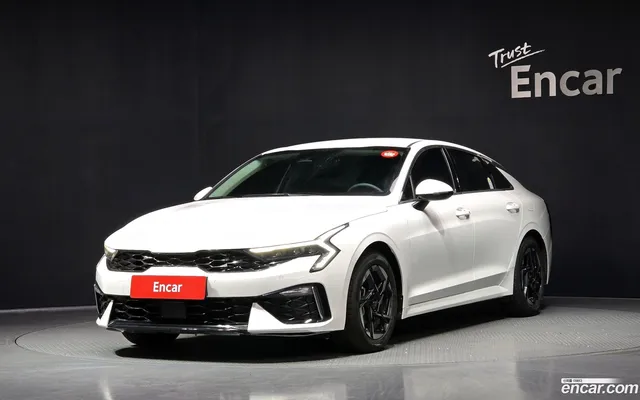 Kia K5 3 2.0 — миниатюра 1