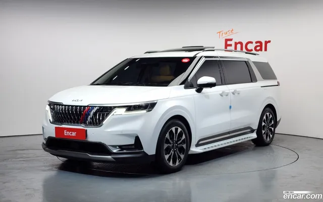 Kia Carnival 9 — миниатюра 1