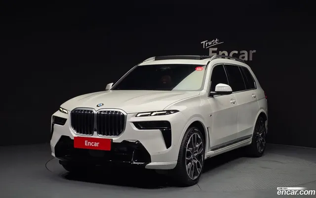 BMW X7 (G07) xDrive 40i M 6 — миниатюра 1