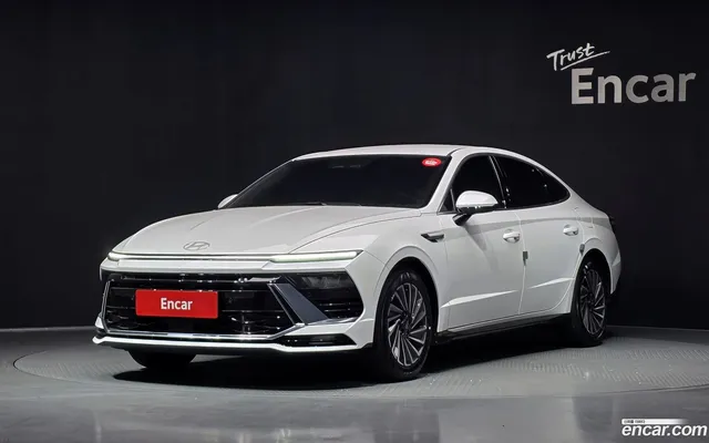 Hyundai (DN8) — миниатюра 1