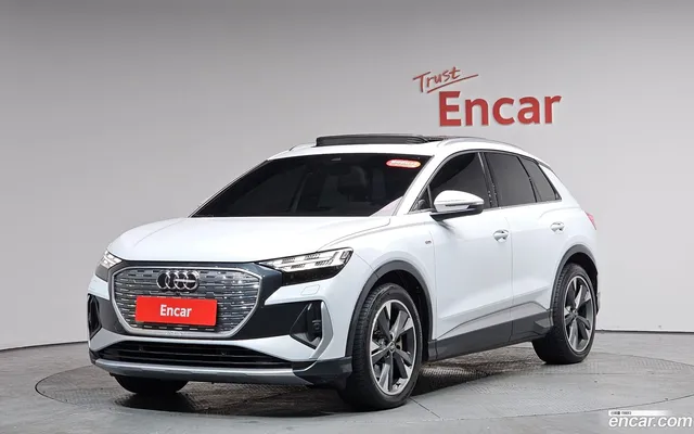 Audi Q4 e-tron (F4) 40 — миниатюра 1