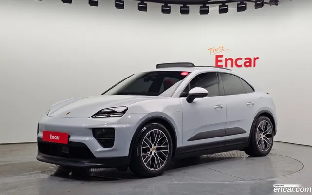 Porsche EV 4 — миниатюра 1