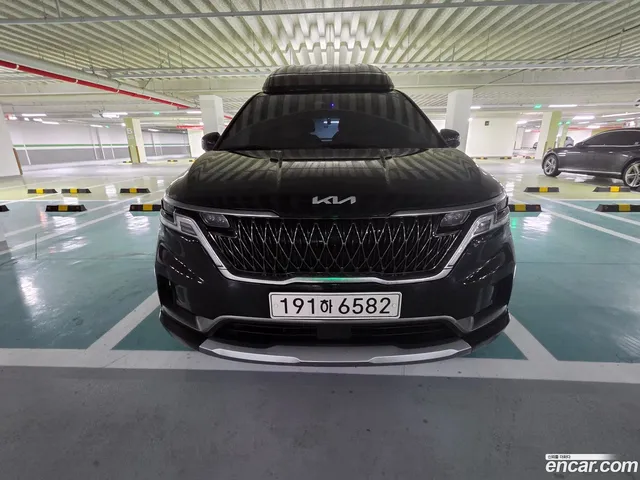 Kia Carnival 7 — миниатюра 1