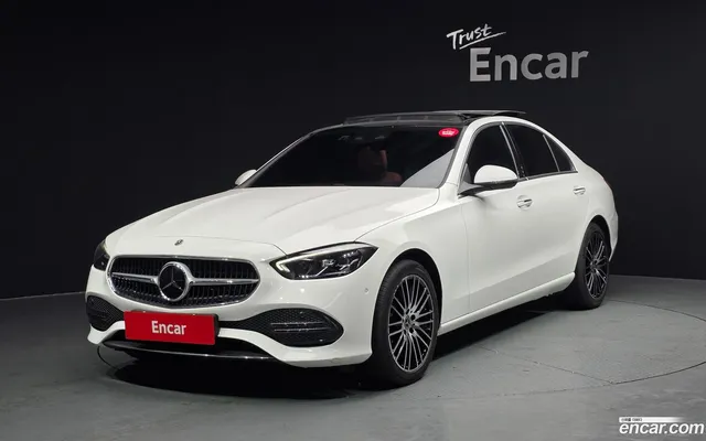 Mercedes-Benz C-Class (W206) C200 — миниатюра 1