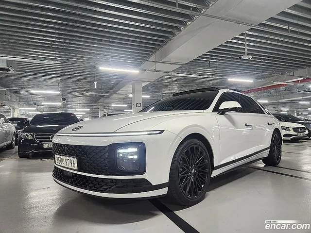 Hyundai Grandeur (GN7) 2.5 2WD — миниатюра 1