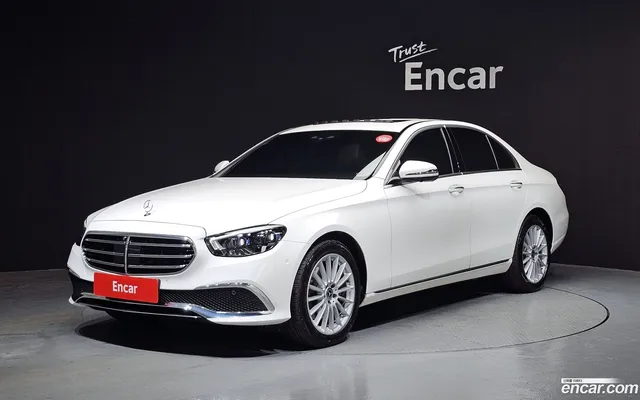 Mercedes-Benz E-Class (W213) E250 — миниатюра 1