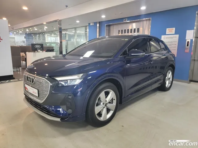 Audi Q4 e-tron (F4) 40 — миниатюра 1