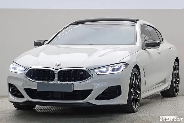 BMW 8 (G15) M850i xDrive — миниатюра 1