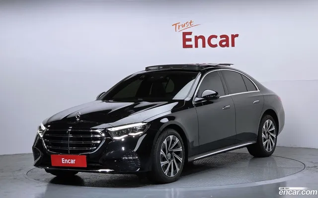 Mercedes-Benz E-Class (W214) E300 4MATIC — миниатюра 1