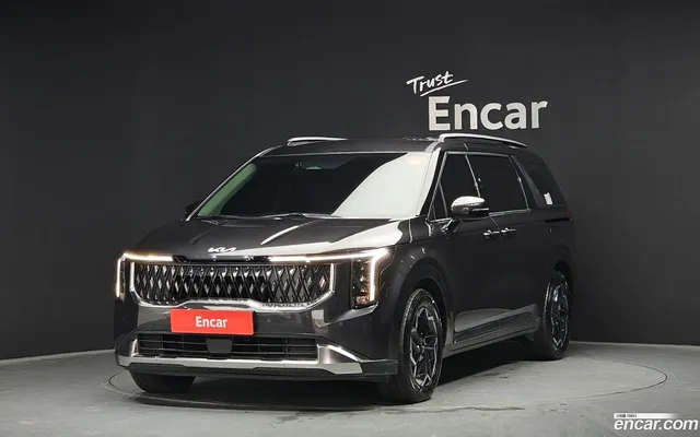 Kia Carnival 9 — миниатюра 1