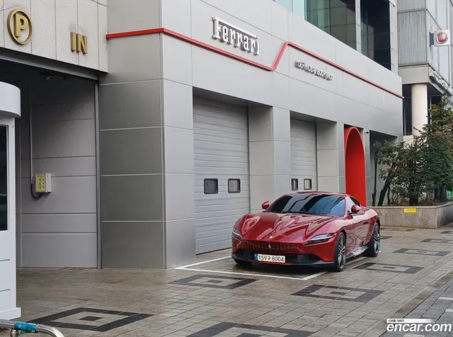 Ferrari Roma 3.9 — миниатюра 1