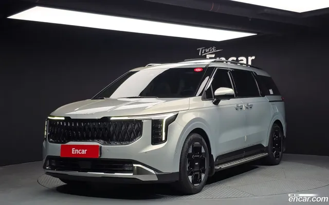 Kia Carnival 9 — миниатюра 1