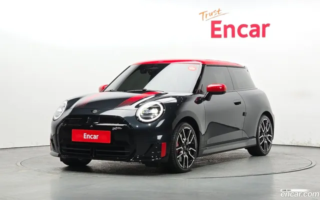 MINI 4 JCW — миниатюра 1