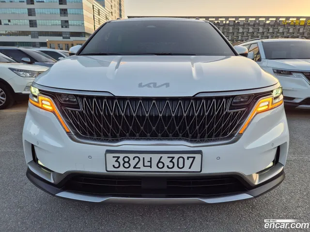 Kia Carnival 9 — миниатюра 1