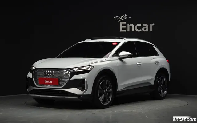 Audi Q4 e-tron (F4) 40 — миниатюра 1