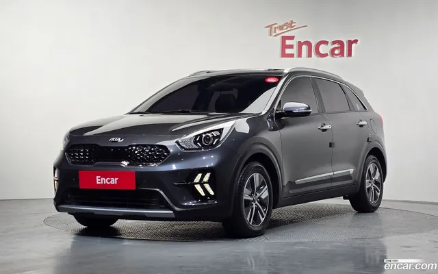 Kia Niro 1.6 HEV — миниатюра 1