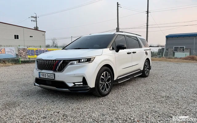 Kia Carnival 9 — миниатюра 1