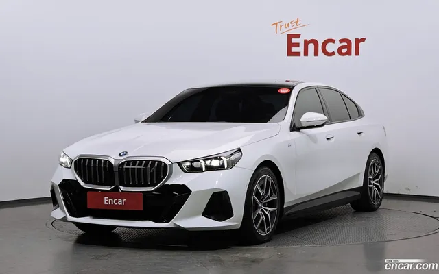 BMW i5 (G60) eDrive 40 M — миниатюра 1