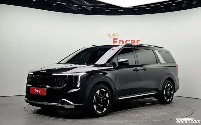 Kia Carnival HEV 9 — миниатюра 1